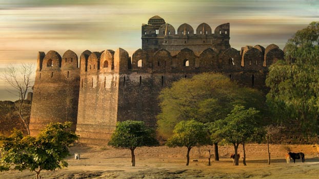 Top Five Forts in Pakistan